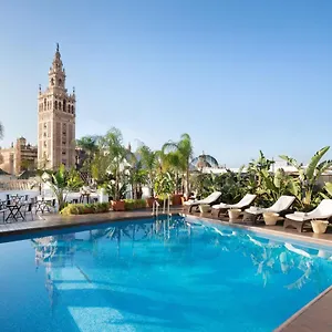 Seises Sevilla, A Tribute Portfolio 4* Sevilha