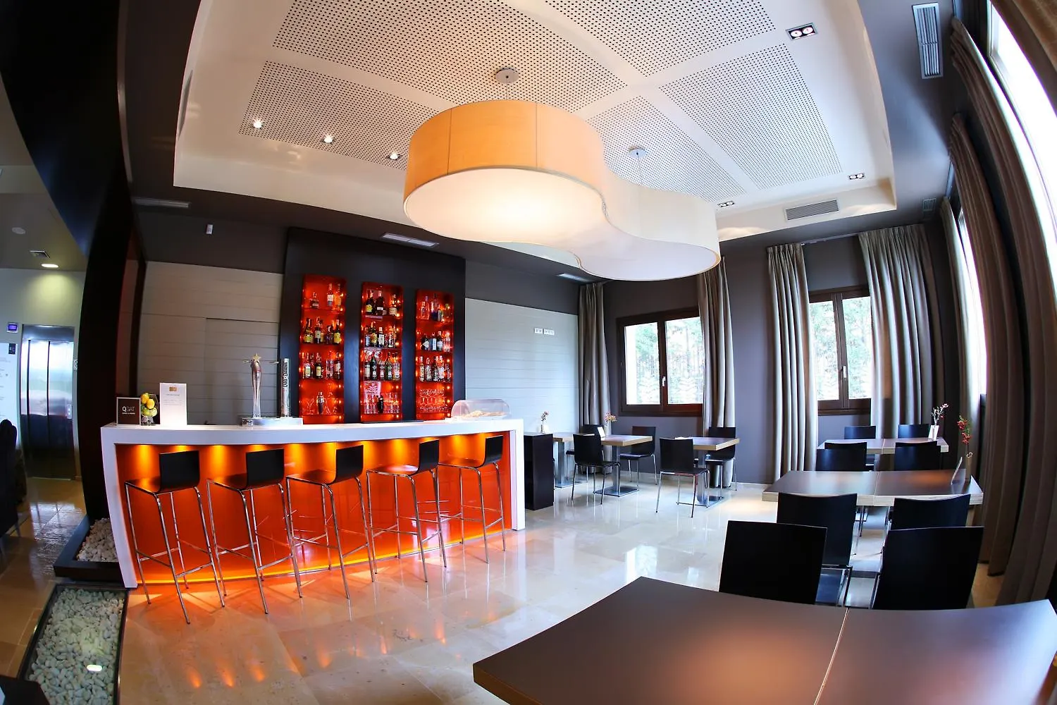 Qgat Restaurant Events & Hotel Sant Cugat del Valles